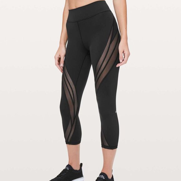 Lululemon Never Still High rise Crop 21 in black size 4 - Picture 1 of 10